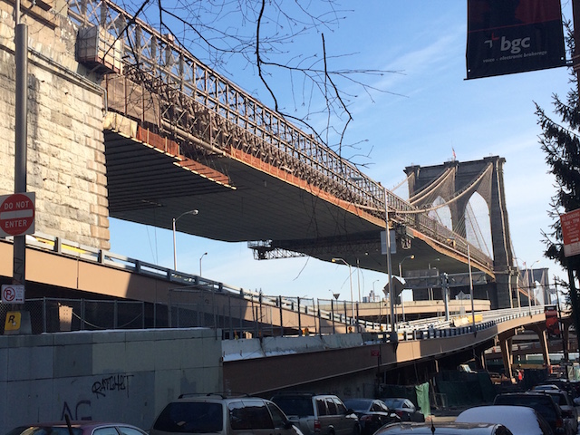 High Water Sound is located at the base of The Brooklyn Bridge in a building built in 1836!  I've wanted to meet Jeff Catalano for years so I called him up... "Yeah! Come on over!"  Super nice guy with a music addiction as severe as mine.