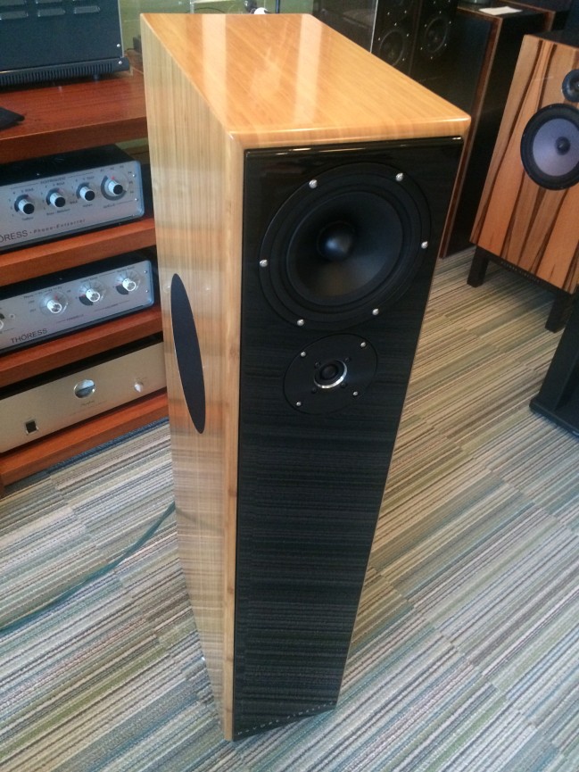 DeVore Gibbon X WHETSTONE AUDIO